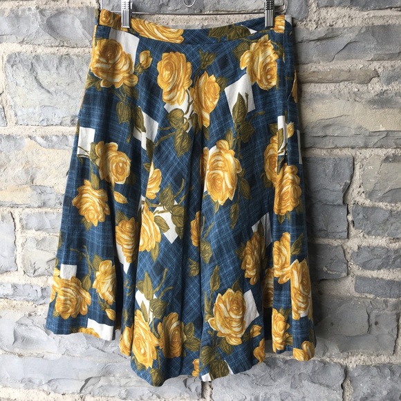 Odille Floral Mid-Length Linen Blend Skirt - Picture 6 of 9